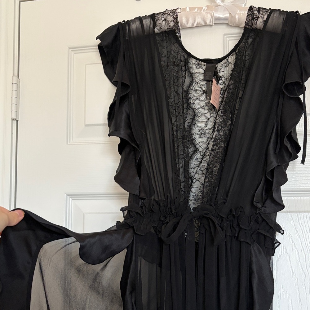 Victoria's Secret Black Lace Trim Robe - Picture 6 of 12